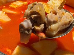 -尚尚仙·酸汤猪手·猪肚鸡火锅(华联万柳购物中心店)