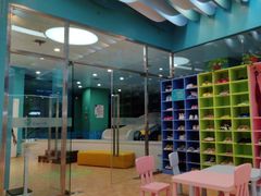 -Swim斯卫姆国际儿童游泳中心(红博中央公园店)