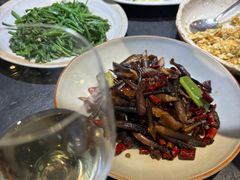 牛干巴炒鸡枞菌-云上千禾(水上店)