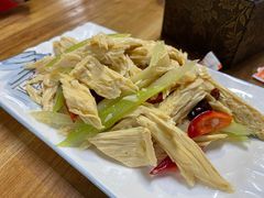 西芹腐竹-王胖子驴肉火烧(鼓楼店)