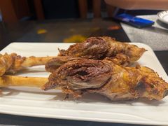 手抓羊小腿-蒙古人烤羊大师·绿野餐厅(工农大路店)