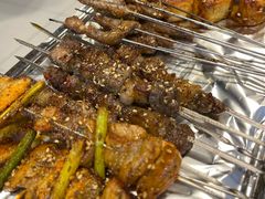 -烤满分·东北烧烤(首经贸店)