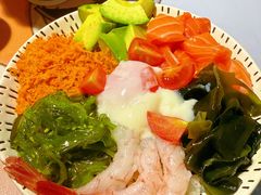 三文鱼鲜虾波奇饭-河风の幸会精致料理