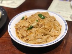 尖椒炒平山干豆腐-老厨家(友谊路总店)