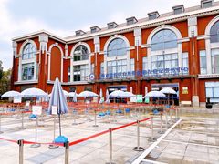 -房地产交易中心-停车场