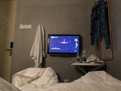 -卡罗酒店(东门晒布地铁站店)