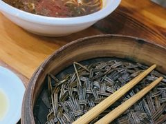 -上海特色小笼店(铁岭路90弄小区店)