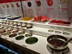 自助调料区-海底捞火锅鲜切牛肉主题店(长寿路店)