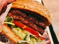 -The Habit Burger Grill 哈比特汉堡(复兴soho店)