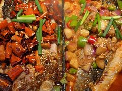 -鸣记脆皮烤鱼·海鲜烤鱼(三八广场店)