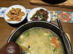 -芸南道·过桥米线(昆明老街旗舰店)