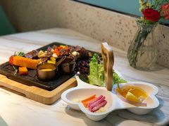 -蜜桃花开·中西融合菜E&W(南长街店)