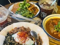 -CowCow其其·牛杂咖啡公司(六运店)