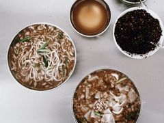 -正宗杨记普洱酸醋米线(总店)
