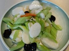-八府香鸭(华山路店)