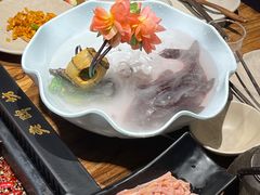 -老牌坊云南鱼豆花火锅(嵩山店)