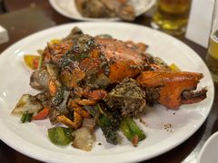-J Daeng Seafood