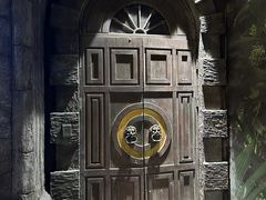 -暴风岛沉浸式体验馆(百联世纪店)