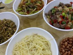 -红色湘菜馆(春风店)