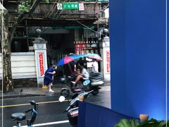 -OZ cafe(南昌路店)