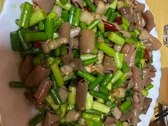 -超越海鲜屋(飞龙物业店)