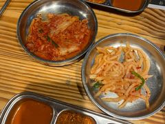 -青瓦炭韩潮烤肉(花园道店)