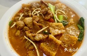 Pig Skin and Fried Pork Rind Noodles