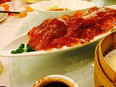 片皮鸭-品悦酒店(三林古镇店)