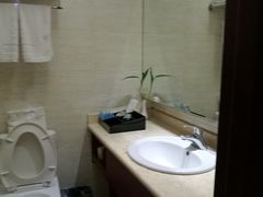 -兴芮温泉度假区