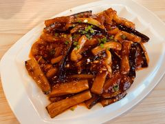 鱼香茄子-上海交通大学新疆餐厅