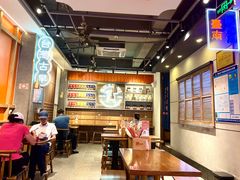 -贯一台湾牛肉面(八一七中路店)