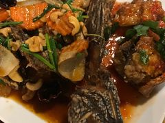 -Dang restaurant (patong phuket)