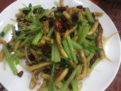 -叶存利海鲜大馅饺子(东戴河止锚湾店)