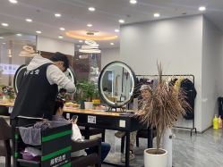 -藤野造型烫染·漂发