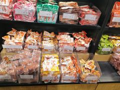 -良品铺子(五角场万达店)