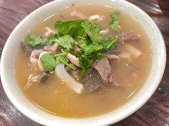 羊杂碎汤-清真永恒华威肉饼(潘家园店)