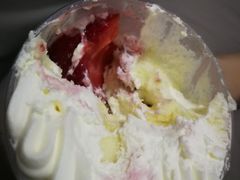 草莓玫瑰奶油蛋糕-好利来(东四店)