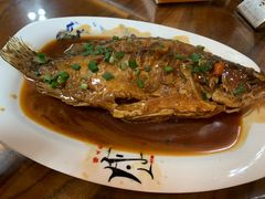 -缘来聚·徽菜名店(黄山宏村店)