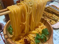 -小董哥烤串·爆汁大油边(故宫店)