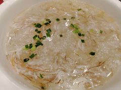 -侬佳蒸菜馆(听潮店)