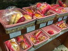 -红宝石·鲜奶小方(长阳店)