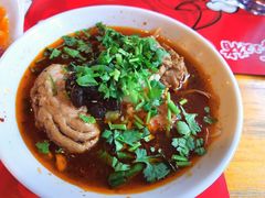 -李双猪·小龙虾·烧烤·羊肉煲(乐山店)
