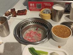 -龍歌自助小火锅(市北CBD万达店)