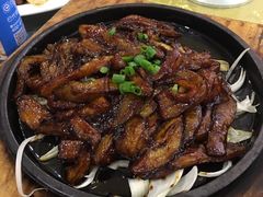 -大鸭梨烤鸭店(金顶街店)