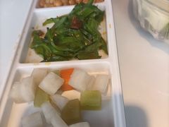 -荷塘秋月·本帮江浙菜(国权路店)