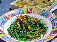 -伊带伊路新疆美食府(呼家楼店)
