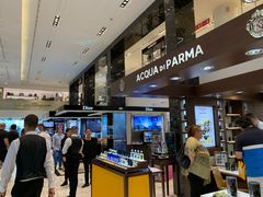 -文艺复兴百货(米兰大教堂广场店)