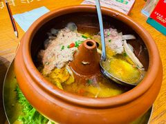 -老滇山寨•云南特色菜•地方菜•民族风情歌舞表演(金碧店)