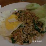 沿途还可以看很多很美的风景