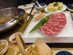 -左庭右院鲜牛肉火锅(金山万达店)